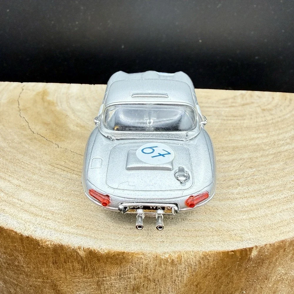 Best Model Jaguar E-Type #67 Scale 1:43 Race Version Model Best Jaguar Race Car